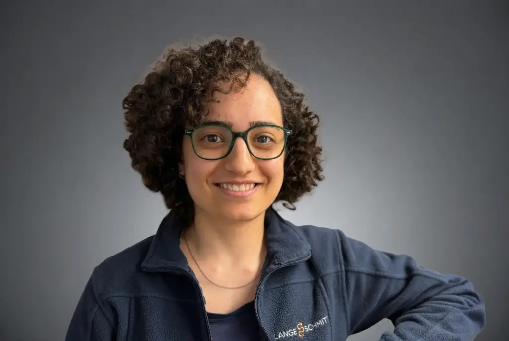 Praxis Lange Schmitt - Neue Ärztin - Haneen Alshaar - mit Hintergrund